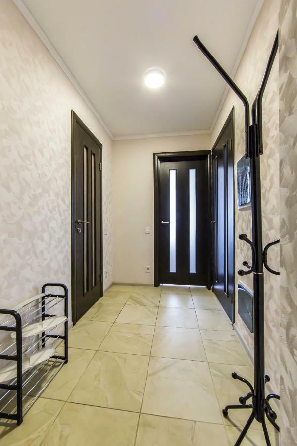 Super View, Luxury Apartment Near Chernihiv Metro. 키예프 외부 사진