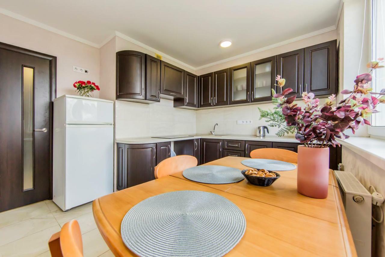 Super View, Luxury Apartment Near Chernihiv Metro. 키예프 외부 사진
