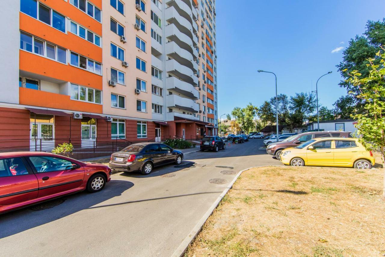 Super View, Luxury Apartment Near Chernihiv Metro. 키예프 외부 사진