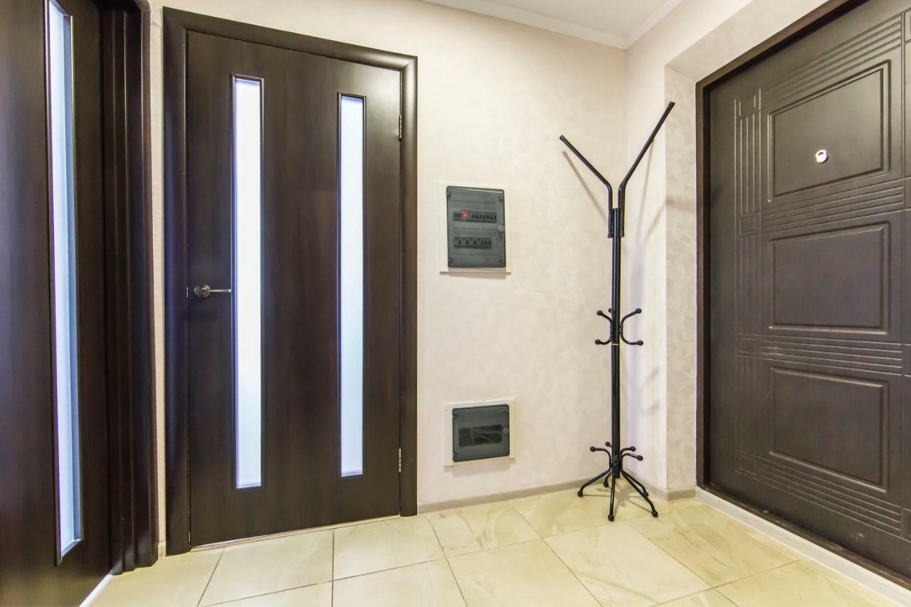 Super View, Luxury Apartment Near Chernihiv Metro. 키예프 외부 사진