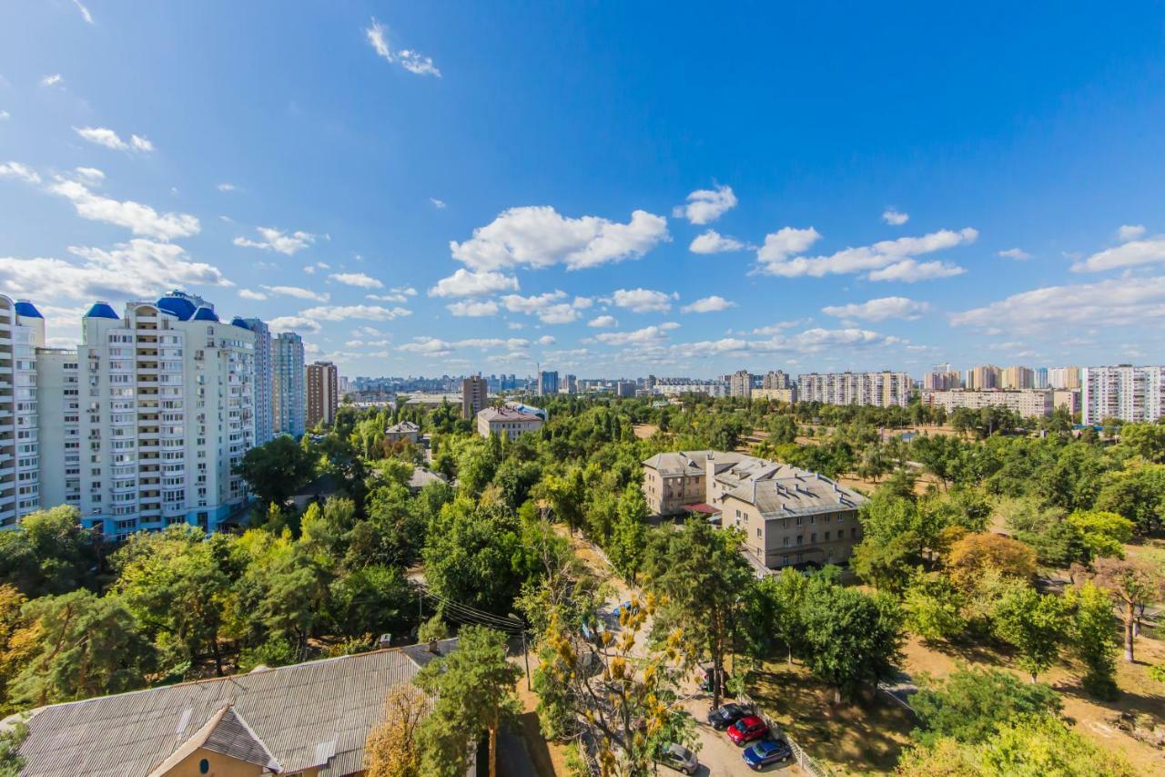 Super View, Luxury Apartment Near Chernihiv Metro. 키예프 외부 사진