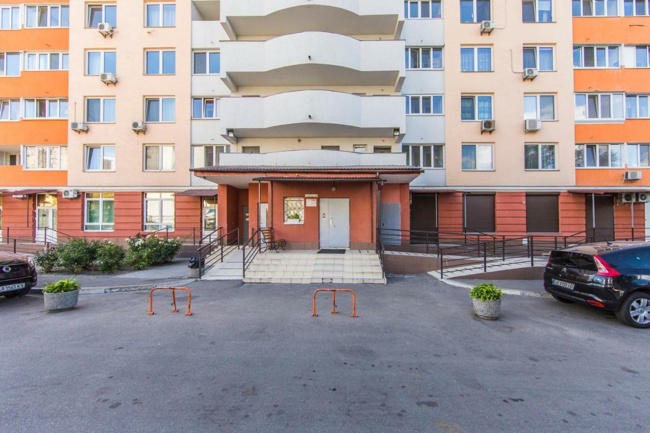 Super View, Luxury Apartment Near Chernihiv Metro. 키예프 외부 사진